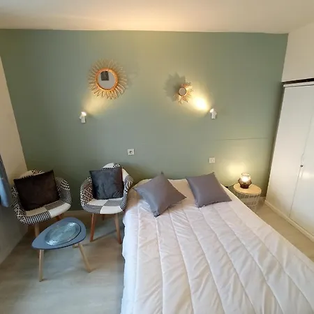 Confort Proche Cure Et Port De Plaisance Appartement Rochefort